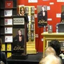STAGE TUBE: Patti LuPone Promotes Memoir at Borders